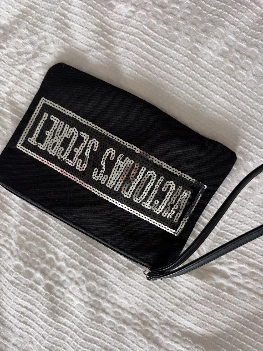 Victoria’s secret pouch